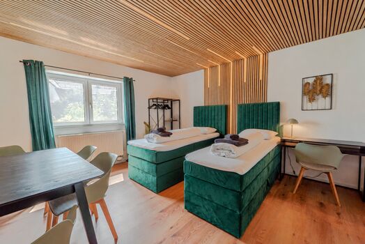 Zentrale Firmenwohnung in Ulm | 3 Schlafzimmer | 7 Einzelbetten | WLAN Zentrale Firmenwohnung in Ulm | 3 Schlafzimmer | 7 Einzelbetten | WLAN