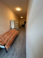 Helles Zimmer mit eigenem Balkon Helles Zimmer mit eigenem Balkon