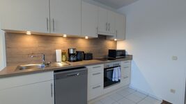 Küchenzeile mit Geschirrspüler Küchenzeile mit Geschirrspüler