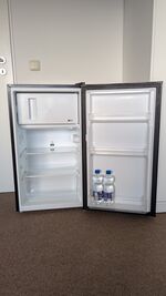 Jedes Schlafzimmer mit Kühlschrank Jedes Schlafzimmer mit Kühlschrank