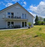 Zweifamilienhaus - Außenansicht Zweifamilienhaus - Außenansicht
