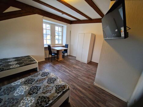 Zimmer mit direktem Bad Zimmer mit direktem Bad