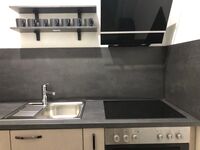 Küche mit Herd, Backofen,Geschirrspülmaschine, Kühlschrank, Kaffeemaschine, Küche mit Herd, Backofen,Geschirrspülmaschine, Kühlschrank, Kaffeemaschine,