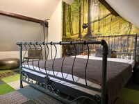 160x200cm Bett im DG 160x200cm Bett im DG