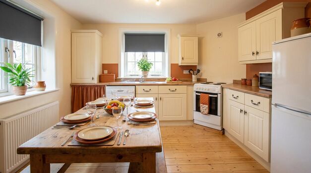 FL18 / TOMASZ-LIVING in SATRUP - Küche + Bad Bild 3 FL18 / TOMASZ-LIVING in SATRUP - Küche + Bad Bild 3