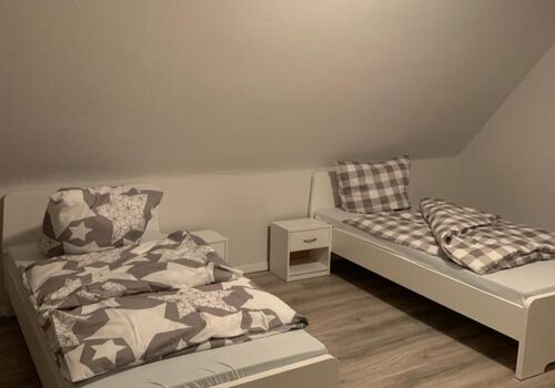 Schlafzimmer inkl. Bettwäsche Schlafzimmer inkl. Bettwäsche