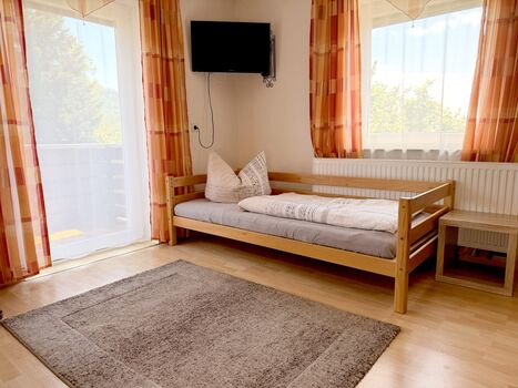 Apartments für 2-20 Pers. 👤 je 2-Zimmer/Bad/Küche - nähe Passau Bild 4 Apartments für 2-20 Pers. 👤 je 2-Zimmer/Bad/Küche - nähe Passau Bild 4