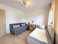 Apartments für 2-20 Pers. 👤 je 2-Zimmer/Bad/Küche - nähe Passau Bild 2 Apartments für 2-20 Pers. 👤 je 2-Zimmer/Bad/Küche - nähe Passau Bild 2
