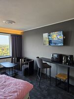 Sky 21/9 Bild 2 Sky 21/9 Bild 2