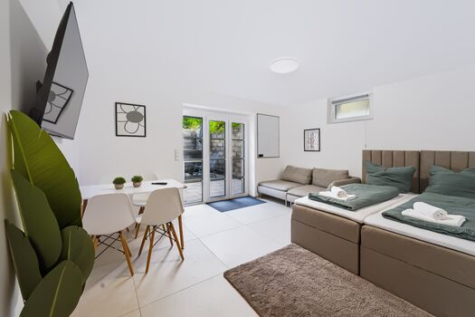 Wohnung mit Garten, Waschmaschine, voll ausgestattet, über 20 Appartment Wohnung mit Garten, Waschmaschine, voll ausgestattet, über 20 Appartment