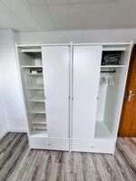 Jeder eigenen Kleiderschrank Jeder eigenen Kleiderschrank