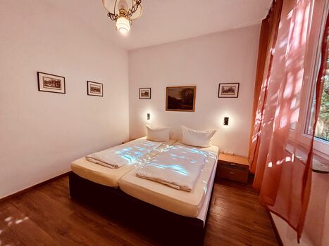 Doppelzimmer mit Bad Doppelzimmer mit Bad