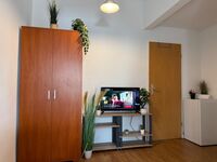 Moderne Einzel - und Doppelzimmer mit eigenem Bad und Gemeinschaftsküche Bild 7 Moderne Einzel - und Doppelzimmer mit eigenem Bad und Gemeinschaftsküche Bild 7