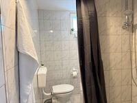 Moderne Einzel - und Doppelzimmer mit eigenem Bad und Gemeinschaftsküche Bild 9 Moderne Einzel - und Doppelzimmer mit eigenem Bad und Gemeinschaftsküche Bild 9