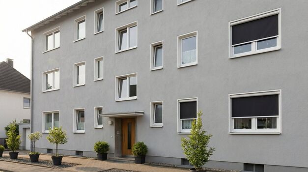 MH17 / TOMASZ-LIVING in OBERHAUSEN - Eigene Dusche + WC Picture 3 MH17 / TOMASZ-LIVING in OBERHAUSEN - Eigene Dusche + WC Picture 3