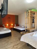 Einzelbetten und Schlafsofa Einzelbetten und Schlafsofa