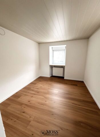 Schlafzimmer_EG_rechts Schlafzimmer_EG_rechts