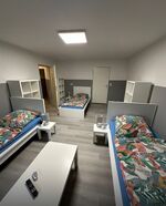 Dreibettzimmer mit Bad Dreibettzimmer mit Bad
