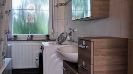 Möbliertes Privatzimmer in einer WG Nähe Koblenz HBF Bild 4 Möbliertes Privatzimmer in einer WG Nähe Koblenz HBF Bild 4