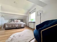 2 Zimmer Dachwohnung mit Burgblick und Kingsize Bett Bild 6 2 Zimmer Dachwohnung mit Burgblick und Kingsize Bett Bild 6