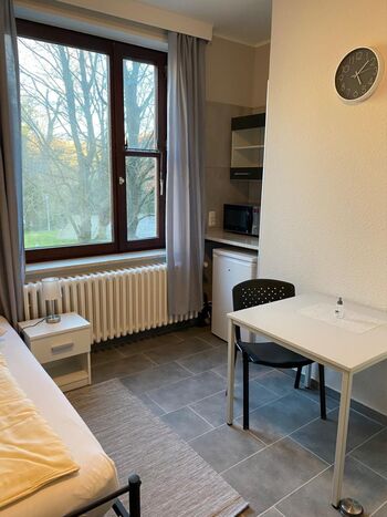 Einzelzimmer zentral in Heide im Stelzenhaus Einzelzimmer zentral in Heide im Stelzenhaus