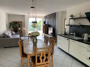 Penthouse Bild 3 Penthouse Bild 3