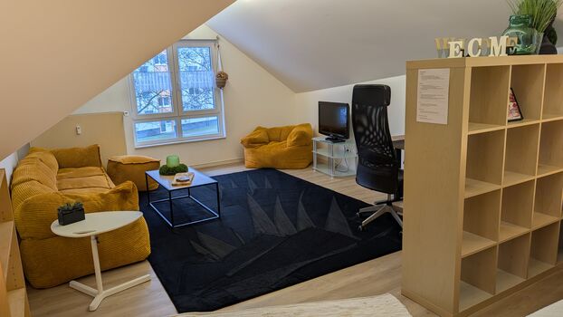 Großzügiges Gästezimmer Dormagen Nähe Bahnhof Großzügiges Gästezimmer Dormagen Nähe Bahnhof