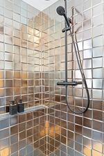 Golden Lion - Parkplatz - Sport - Messe Bild 17 Golden Lion - Parkplatz - Sport - Messe Bild 17