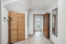 OARA | 5 BR · 10 Beds · Flexible 2-Unit House Picture 17 OARA | 5 BR · 10 Beds · Flexible 2-Unit House Picture 17