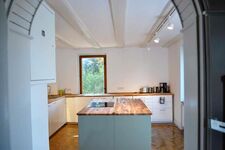 In der großen Küche gemeinsam Kochen In der großen Küche gemeinsam Kochen