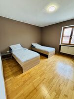 Vollausgestattete große Wohnung mit Balkon und Parkplatz Bild 2 Vollausgestattete große Wohnung mit Balkon und Parkplatz Bild 2