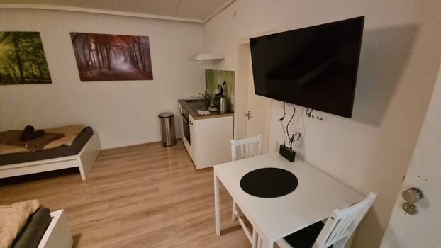 In der Natur EZ/DZ mit eigenem Bad/WC/Küche Bild 2 In der Natur EZ/DZ mit eigenem Bad/WC/Küche Bild 2