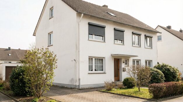 MH1 / TOMASZ-LIVING in MÜLHEIM - Großes Zimmer + WLAN Picture 5 MH1 / TOMASZ-LIVING in MÜLHEIM - Großes Zimmer + WLAN Picture 5