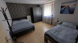 Schöne, sonnige Ferienwohnung mit Terasse im Herzen von Roth Picture 2 Schöne, sonnige Ferienwohnung mit Terasse im Herzen von Roth Picture 2