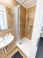 Zimmer-3 Rathenow mit eigenem Bad Bild 4 Zimmer-3 Rathenow mit eigenem Bad Bild 4
