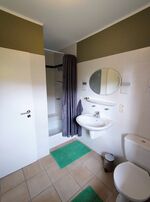 Bad mit Dusche Bad mit Dusche