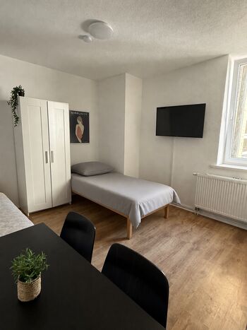 Guestroom in Geislingen an der Steige Guestroom in Geislingen an der Steige