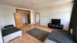 Wohnzimmer mit Fernseher Wohnzimmer mit Fernseher