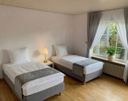 TOP ZIMMER, UNTERKÜNFTE UND FERIENWOHNUNGEN NORDERSTEDT TOP ZIMMER, UNTERKÜNFTE UND FERIENWOHNUNGEN NORDERSTEDT