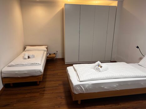 Mehrbettenhaus ~ neu renoviert~ WLAN/ Smart TV Bild 2 Mehrbettenhaus ~ neu renoviert~ WLAN/ Smart TV Bild 2