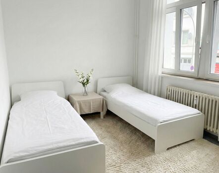 Eingerichtete Wohnung ideal für Teams ab 2 Personen Eingerichtete Wohnung ideal für Teams ab 2 Personen