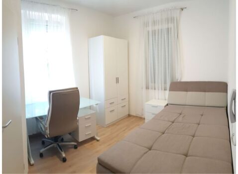 WG - Zimmer in Heidenheim Stadtzentrum. WG - Zimmer in Heidenheim Stadtzentrum.