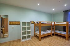Mehrbettzimmer Mehrbettzimmer