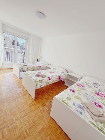 Schönbrunner Allee - 3 Zimmer Wohnung Schönbrunner Allee - 3 Zimmer Wohnung