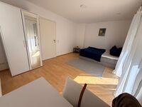 Zimmer mit privater Terrasse in gepflegter DHH - 3er WG Zdjęcie 1 Zimmer mit privater Terrasse in gepflegter DHH - 3er WG Zdjęcie 1