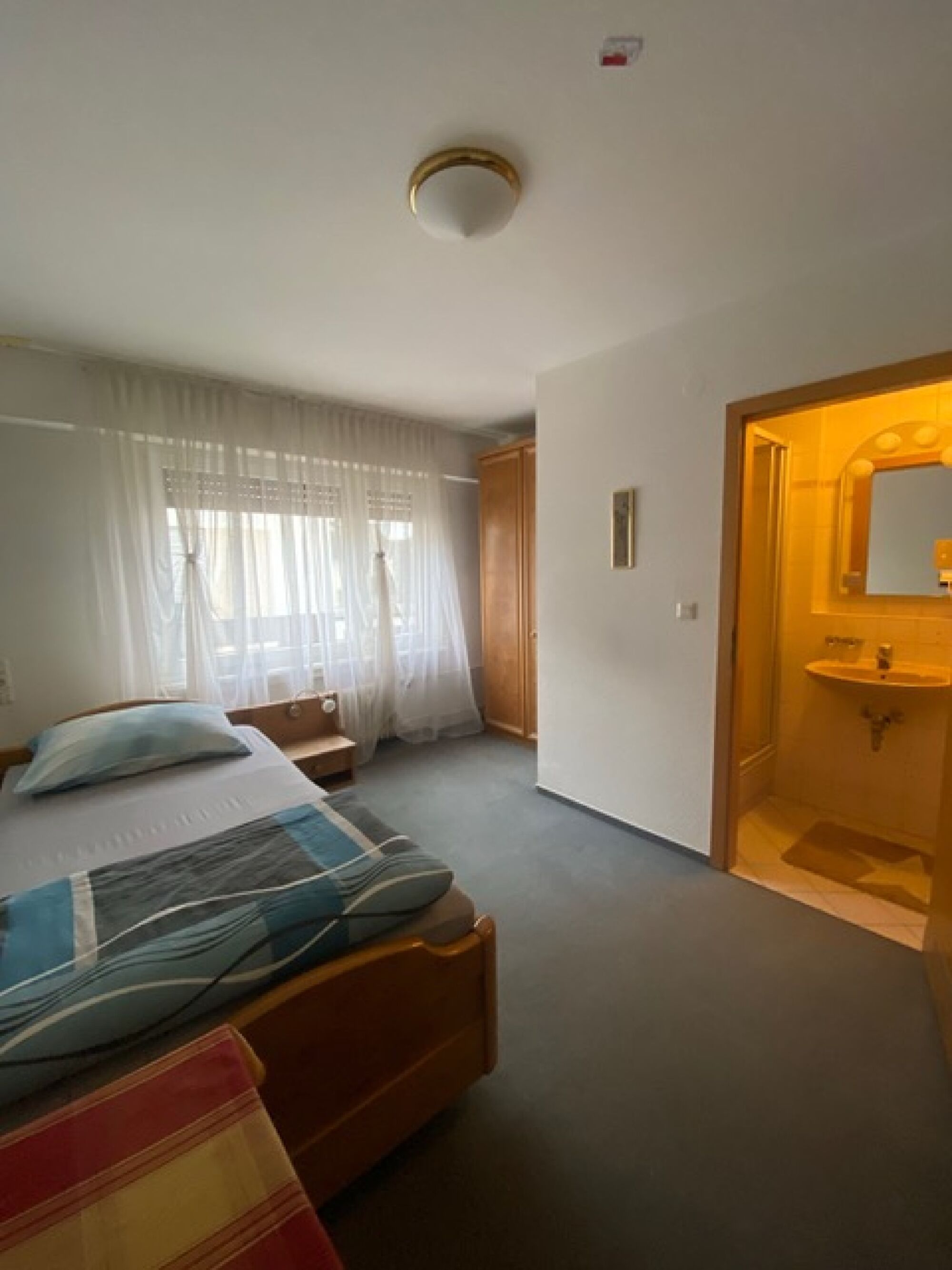 Einzelzimmer Einzelzimmer