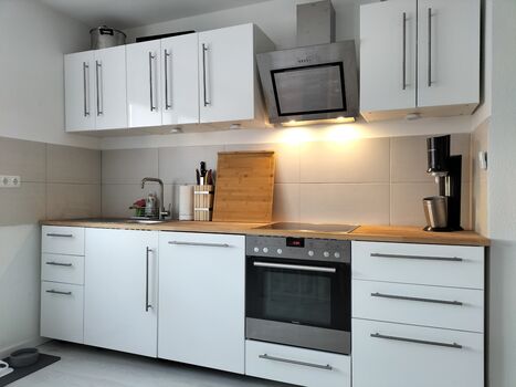 T-3 Mietangebote Info 3 Zi, 100qm, sonnen Terrasse Wohnküche Zdjęcie 3 T-3 Mietangebote Info 3 Zi, 100qm, sonnen Terrasse Wohnküche Zdjęcie 3