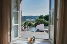 Suite Kelnhof Patio: Charmante 3-Z-Whg mit Rheinblick Bild 1 Suite Kelnhof Patio: Charmante 3-Z-Whg mit Rheinblick Bild 1