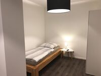Großzügige Wohnung mit Parkplätzen und Garten/Terrasse Picture 25 Großzügige Wohnung mit Parkplätzen und Garten/Terrasse Picture 25