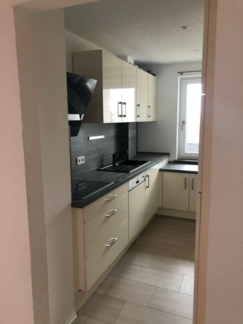 Ruhige Lage, Nahe Uni, BWK, Strassenbahn, Einkaufen Bild 3 Ruhige Lage, Nahe Uni, BWK, Strassenbahn, Einkaufen Bild 3